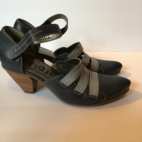 Fidji- Ankle Strap Pump - Picture 5 of 12